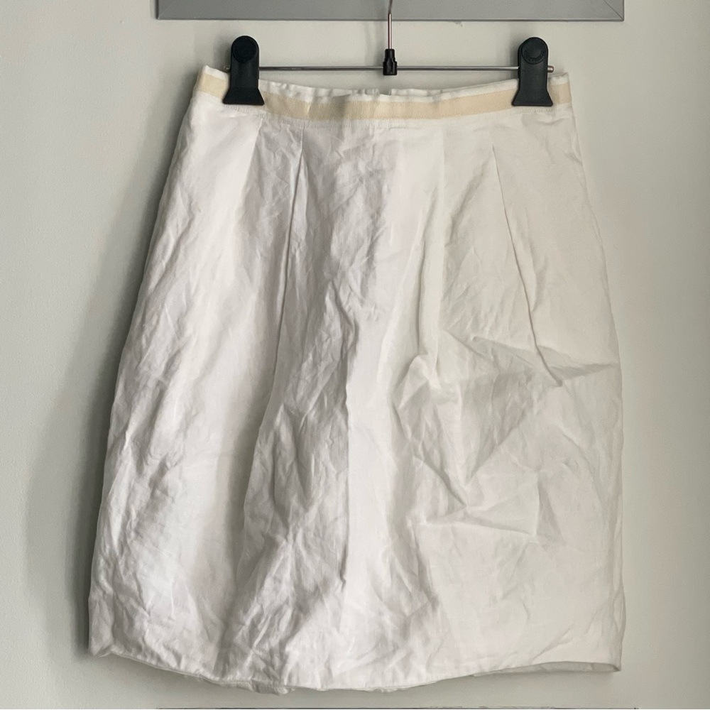 MALO Elegant White 100% Linen Skirt